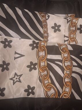 Silk-Feel Black & White Chain Print Scarf with Gold Accents